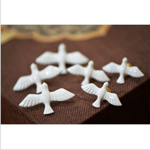 Cute White Peace Dove Birds Collar Brooch Pins Fashion