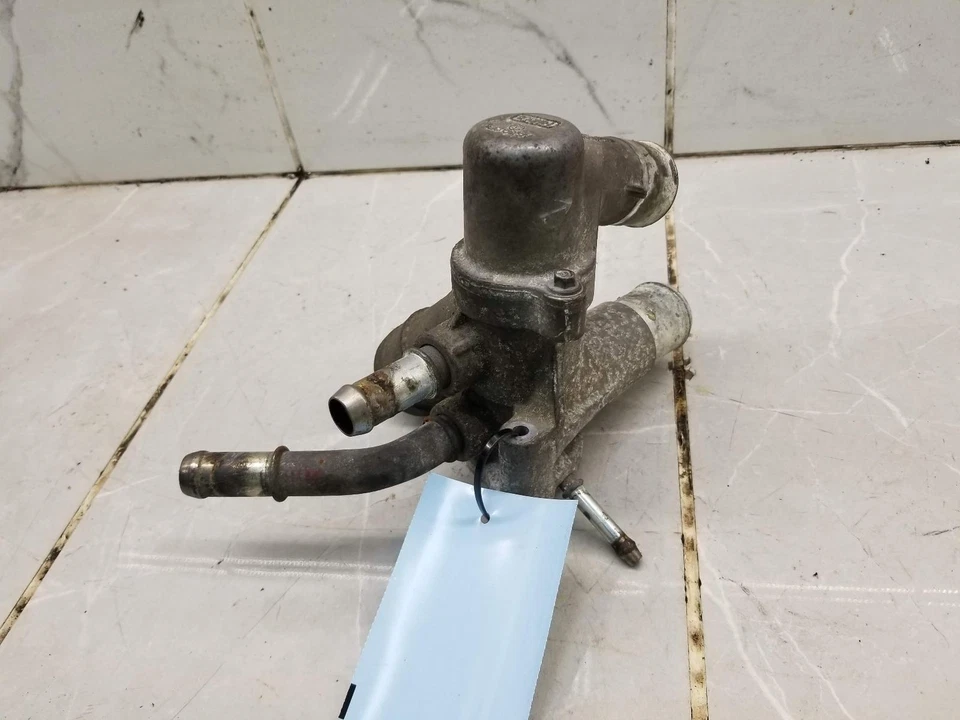 Ford Taurus 2014 carcasa termostato 3,7 L #009808 Foto 4 de 4