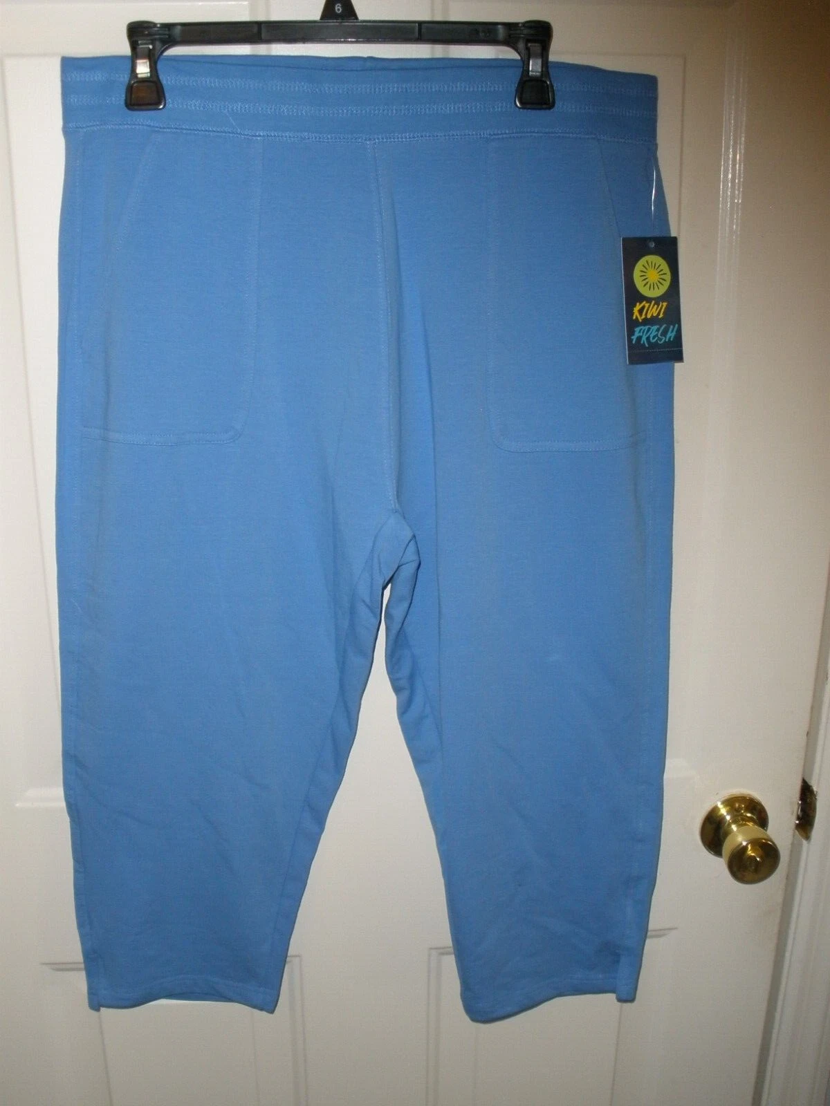 NEW Kiwi Fresh PL Woman's Blue Capri (T51)