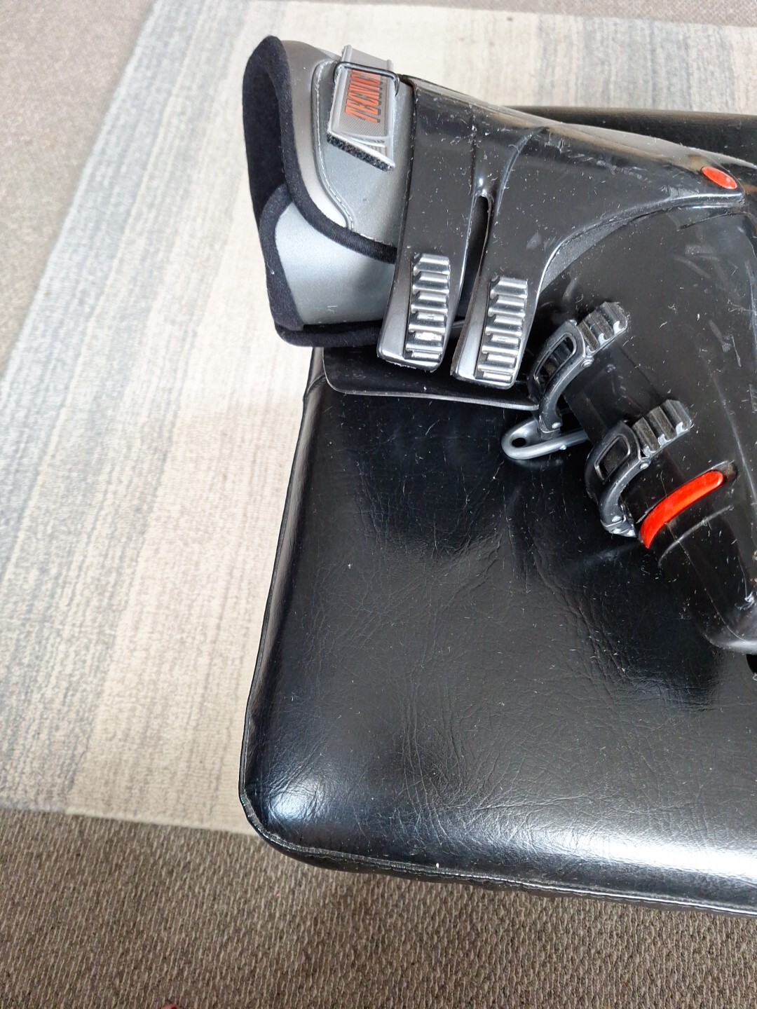 SALOMON Stivali da sci Tecnica Discovery TS5 da uomo taglia 9 5 buone condizioni usati