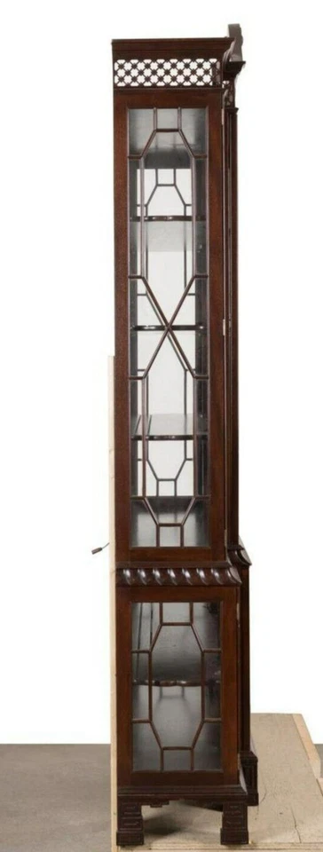 Mueble de panadero chino Chippendale tallado caoba China gabinete frente de freno Foto 2 de 4