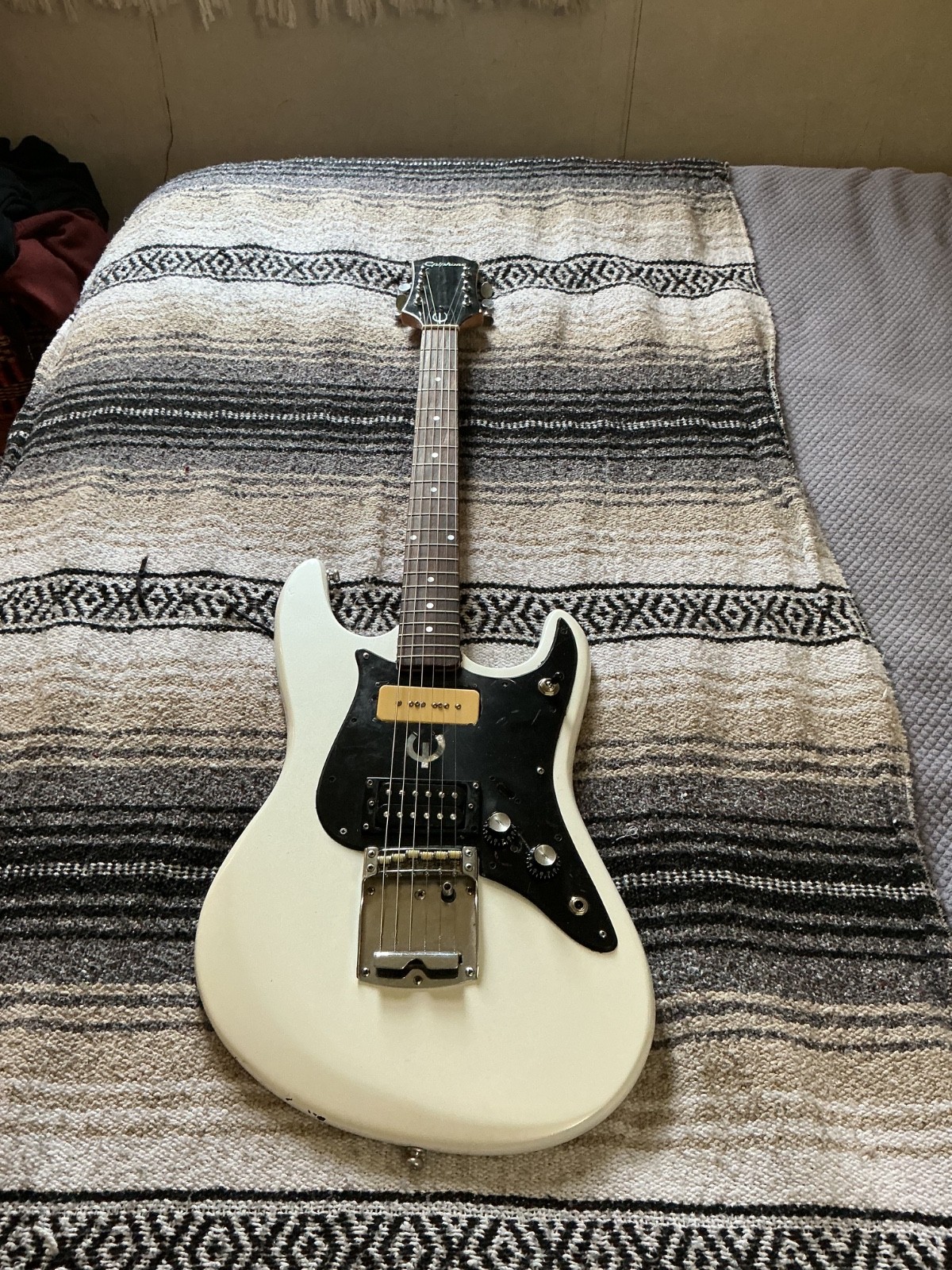 1971 'Pick Epiphone' Guitar and Bass Catalog. 1802T Solid Body