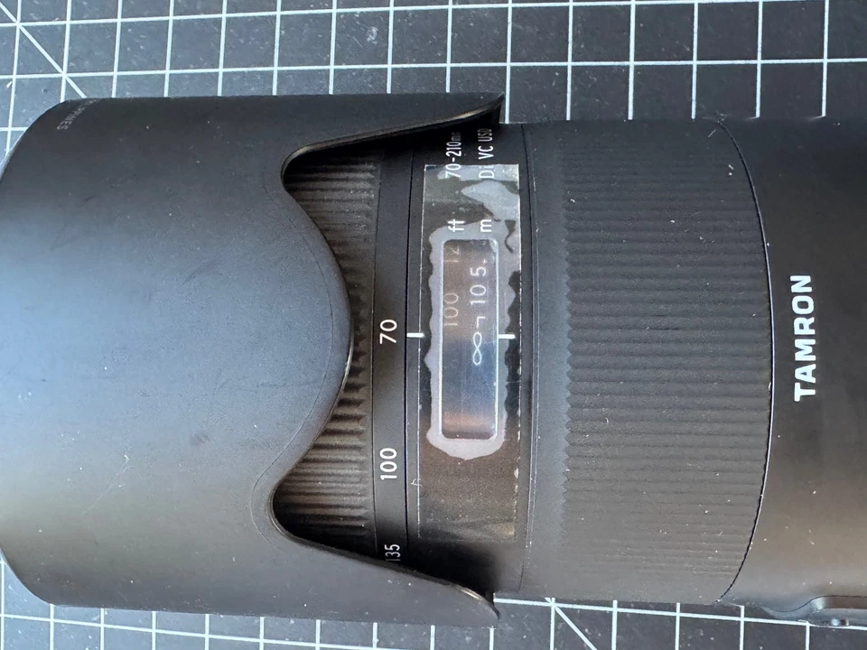 Tamron 70-210mm F/4 Di VC USD Lens for Nikon FX Digital SLR Camera - Image 4 of 4