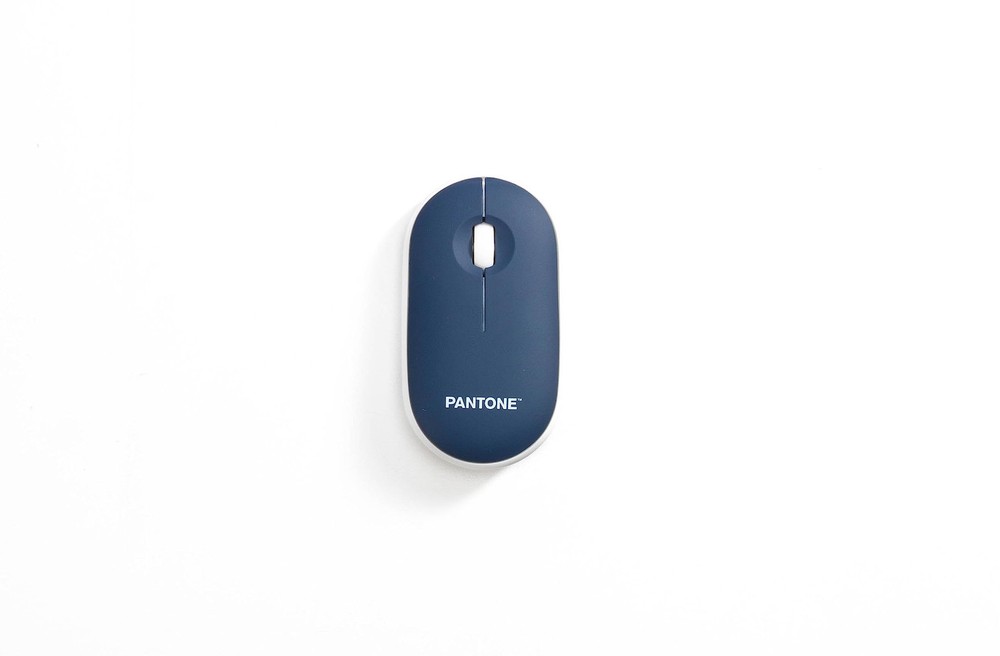 Pantone Celly Wireless Mouse in Stylish Navy Blue Design