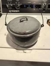 Gray Enamelware Graniteware Cooking Pot with Lid 9 with Bale Handle Vintage