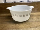 Vintage Pyrex Town & Country Cinderella Nesting 1qt. Casserole Dish # 473 6”x3”
