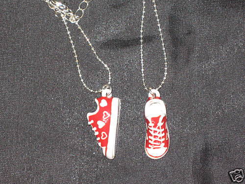 Unique Red Hearts Tennis Shoe Necklace Gym NEW! - Picture 1 of 1