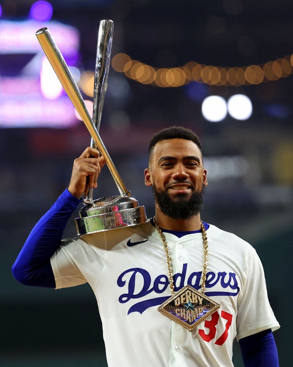 8x10 Photo TEOSCAR HERNANDEZ Los Angeles Dodgers Home Run 8x10 Photo TEOSCAR HERNANDEZ Los Angeles Dodgers Home Run