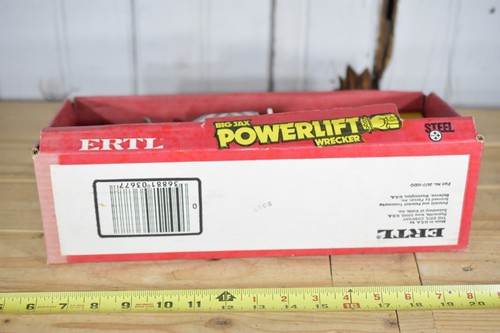 VINTAGE ERTL BIG JAX PETERBILT POWER LIFT SEMI TOW TRUCK BOOM WINCH WRECKER 1/16 - Picture 6 of 12