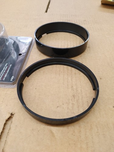 Spectre Adjust Air Cleaner Spacer 1/4", 1/2", 3/4", 1", 1 1/4", 1 1/2", 1 3/4" - Picture 2 of 9
