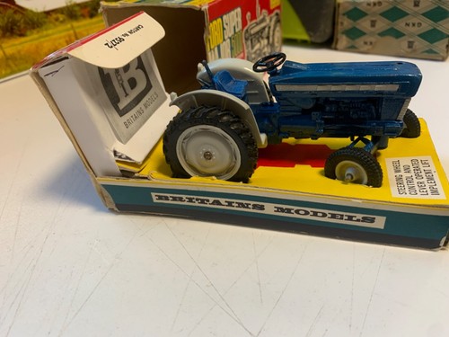 BRITAINS.1:32.FARM.RARE VINTAGE.FORD 5000. SUPER MAJOR.CLASSIC TRACTOR. BOXED - Picture 13 of 21