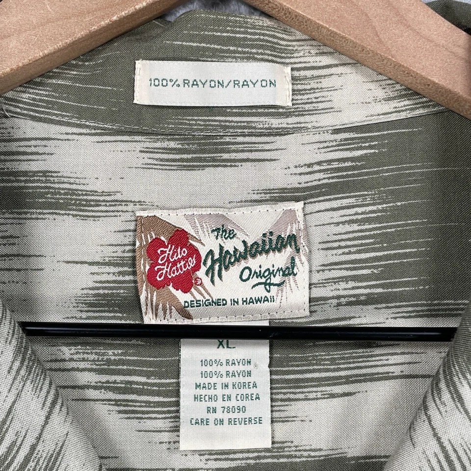 Hilo Hattie Hawaiian Shirt XL Green Lightweight Rayon Beach Camp Button Up - Image 4 of 4