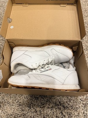 Reebok Classic Leather  White Gum Leather Lace-Up Low Top women s 5.5 
