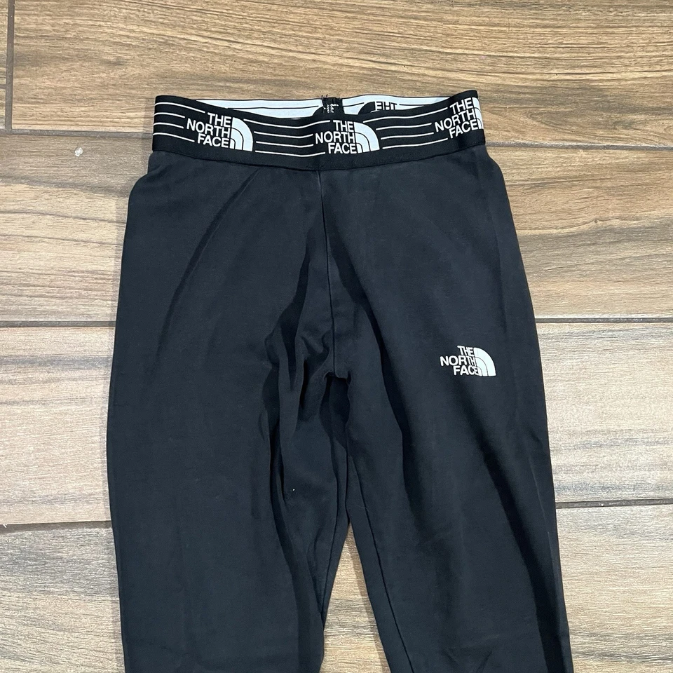 Leggings North Face Feminina Pull On Performance Tamanho Pequeno Preta Ativa - Imagem 2 de 4