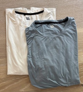 Lot of 2 Lululemon Mens Metal Vent Tech Short Sleeve Shirts Light Blue&White XL