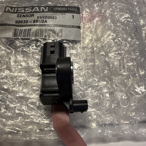 Genuine Nissan Front Sensor 98830-9BU9A 2022-2023 FRONTIER FRONT SENSOR RIGHT - Picture 5 of 6