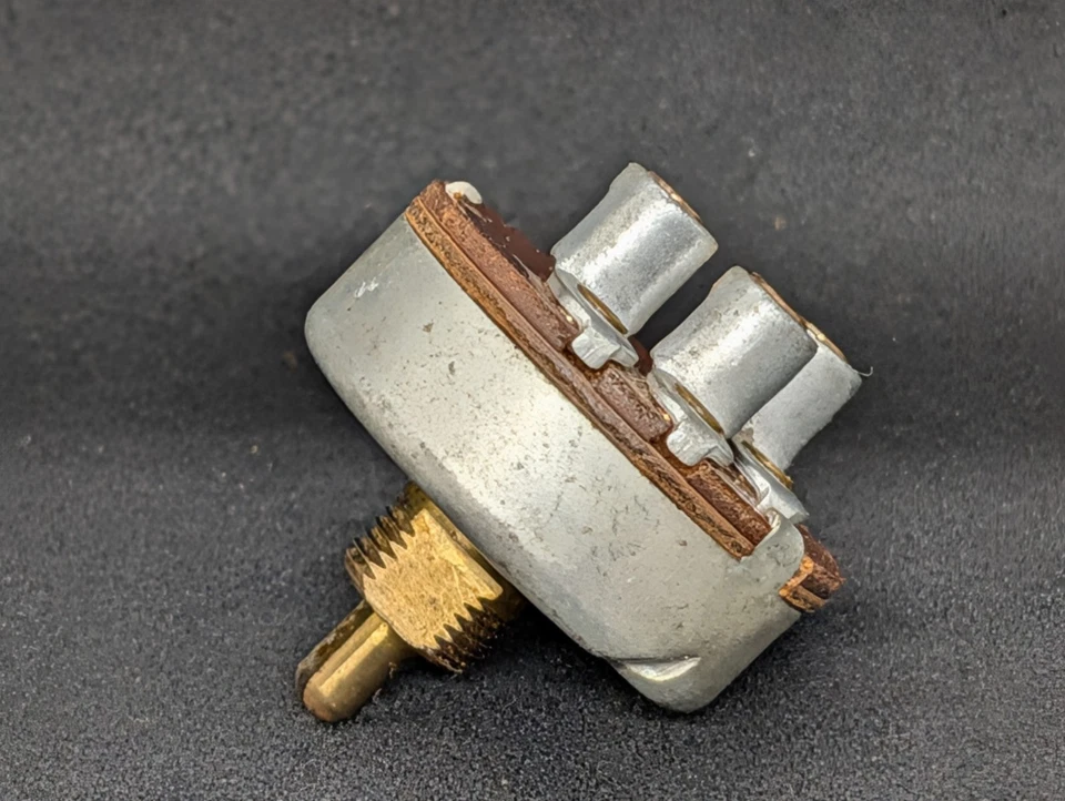 NOS 1951 1952 PLYMOUTH DELUXE SPECIAL DELUXE WINDSHIELD WIPER SWITCH 1370099 - Image 2 of 4