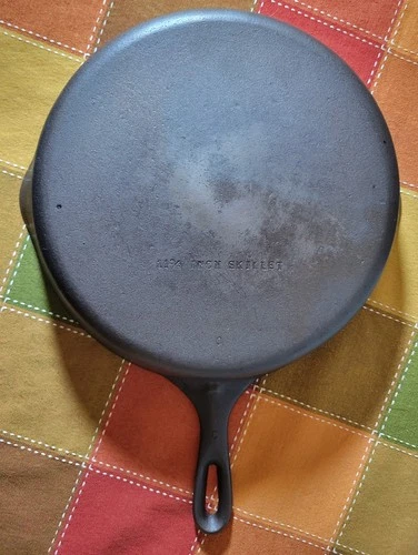 Unmarked Wagner Cast Iron No.10 Skillet (Restored & Seasoned) FREE SHIPPING