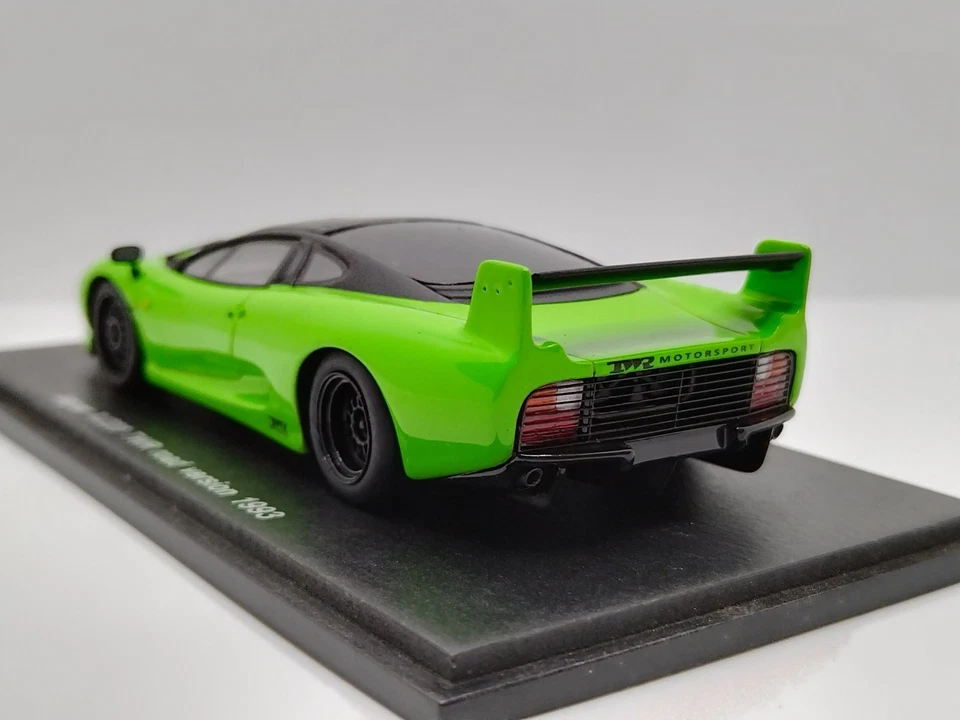Spark 1/43 Jaguar XJ220 TWR Road Version 1993. Extremely Rare! - Image 4 of 4