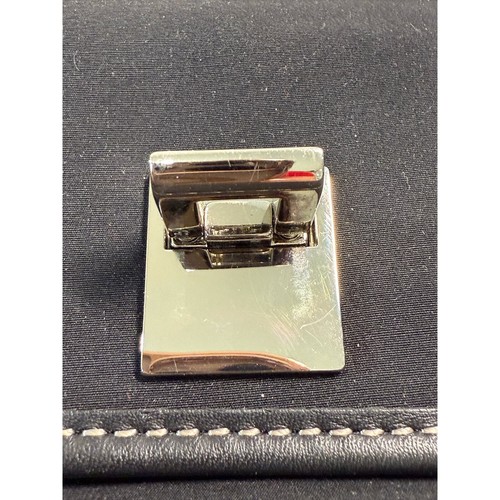 Pochette donna Cole Haan nera 9x5 braccialetto tela pelle argento ferramenta - Foto 13 di 13