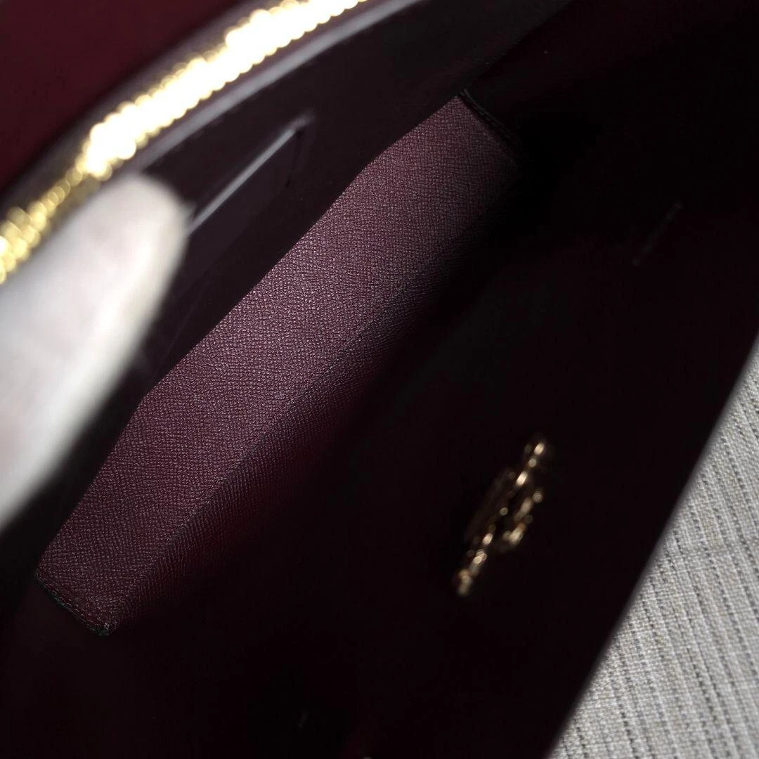 Borsa a tracolla Coach C4250 Molly 25 firmata in pelle con ciondolo logo