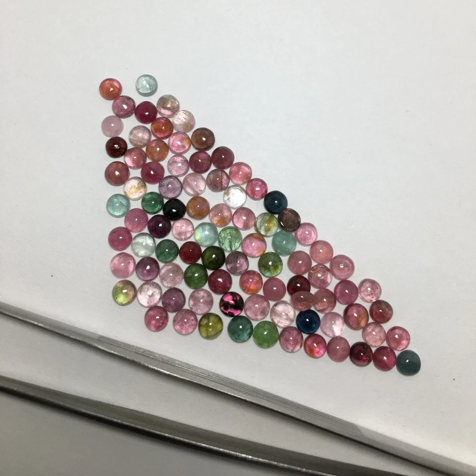 Gorgeous multi color tourmaline cabochon gemstone 90 pcs round 36.30 carat - Image 2 of 4