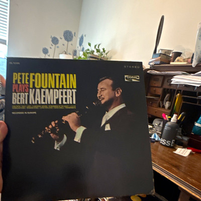 Pete Fountain Plays Bert Kaempfert Coral Jazz 12'' Vinyl LP autographed