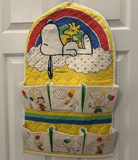 Vtg Peanuts Nursery Hanger Organizer 9 pockets Kid Shoe Pouch 17.25" W x 28" L