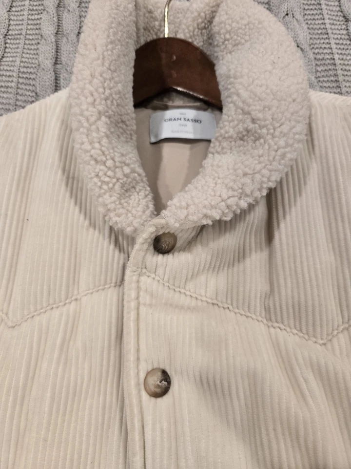Gran Sasso Offwhite кремовый вельвет зимний жилет куртка - Изображение 2 из 4