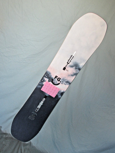 Burton FEELGOOD SMALLS girl's jr snowboard 130cm PurePop Camber Channel System ~
