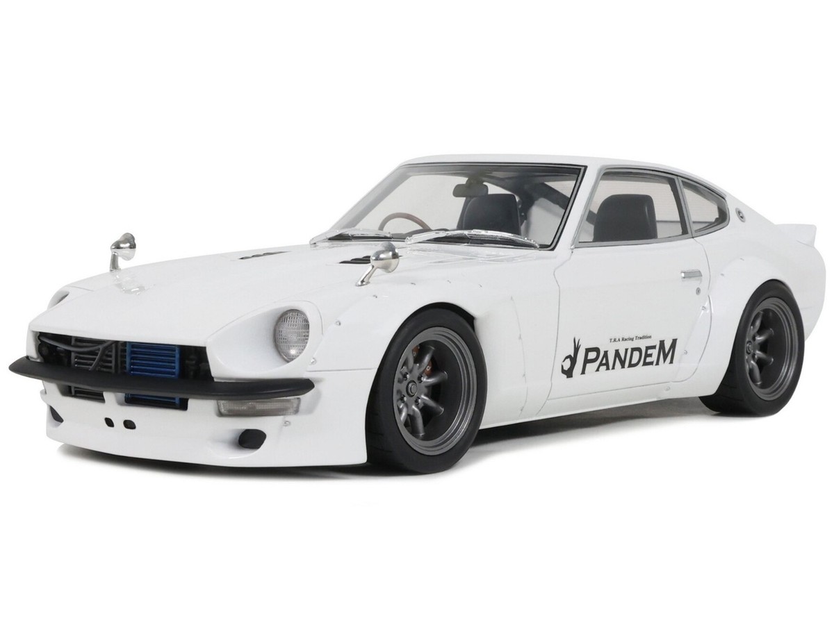 2015 NISSAN PANDEM FAIRLADY Z RHD WHITE 1/18 MODEL CAR BY OTTO