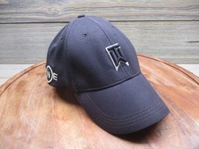 Nike Golf Hat Cap Fitted Mens Medium Black Tiger Woods Mesh Stretch TW Logo