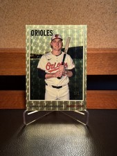 Marketplace image: 2024 Topps Heritage Chrome Gunnar Henderson Superfractor 1/1 Orioles SSP SP RARE