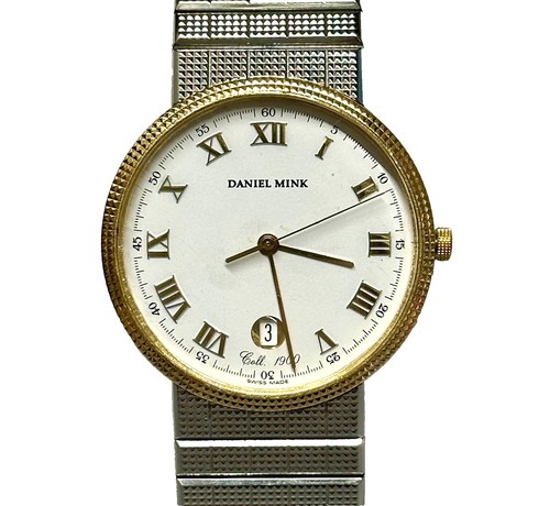 Daniel Mink Women display picture 1