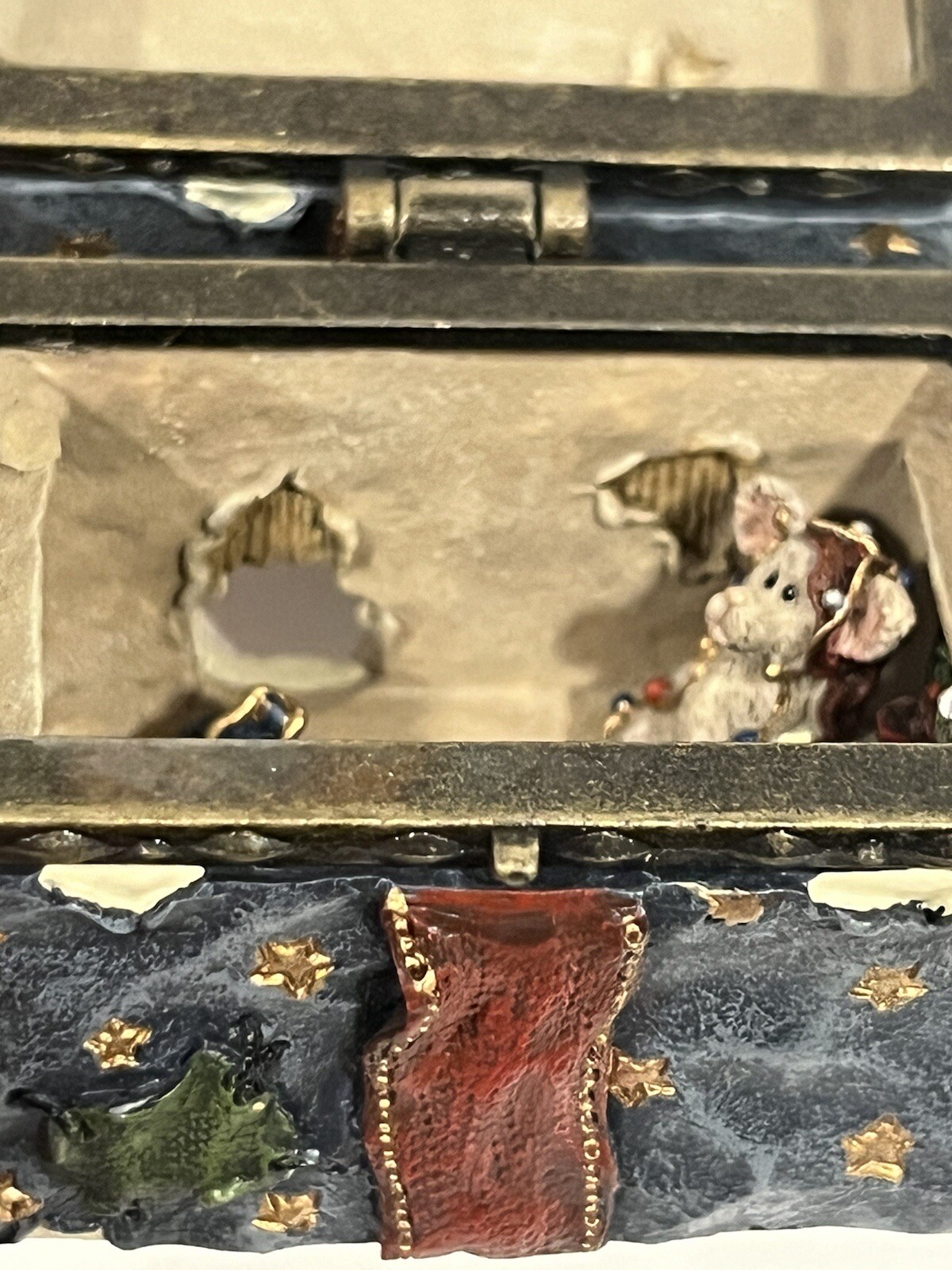 Foto 11 di 13