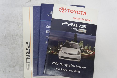 2007 Toyota Prius Owners Manual Book Set OEM *A9598 - Picture 15 of 15