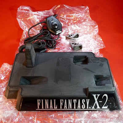 Final Fantasy X-2 Tiny Bee PS2 Gun Controller w/2Game w/Figure w