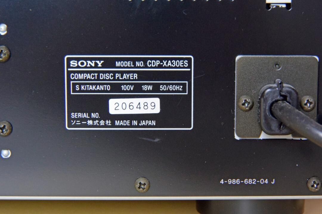 Sony CDP-XA30ES CD Player Deck Silver w/ Remote,Manual,Cable Sony CDP-XA30ES CD Player Deck Silver w/ Remote,Manual,Cable