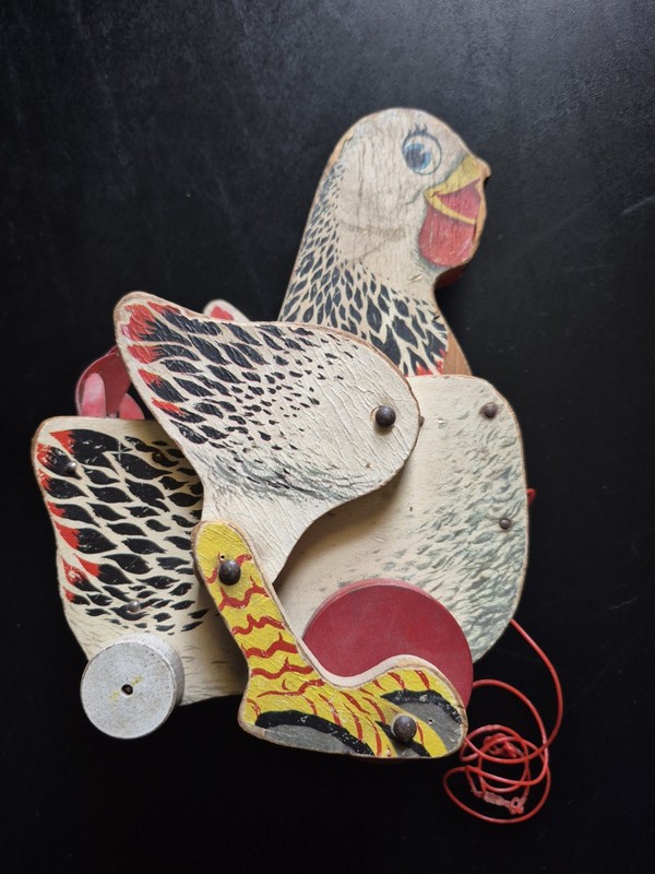 Vintage Fischer Price Cackling Hen #120 Pull Toy Wood With Original Cord Works