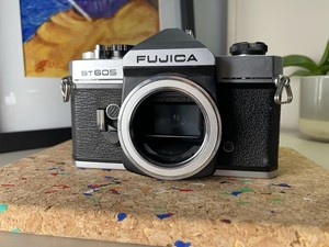 Fujica ST605 35mm Film SLR Body Shutter Fires See Video M42 Mount