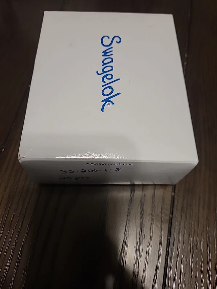 Swagelok SS-200-1-8. 1/8" Tube X 1/2" MNPT - Image 3 of 3