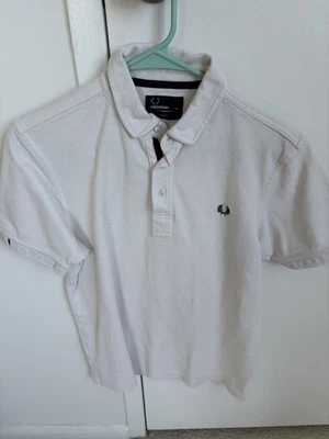 FRED PERRY Polo Shirt white slim fit M fits more like a small see photos - Image 1 of 4