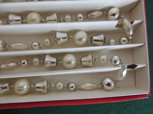 Vintage Czech Christmas Glass Silver Garland Bells Shape Elongated 6' String Box - Picture 3 of 8