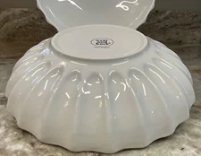 Large Pasta Bowls. Fluted Design By Over And Back. White. 8.5 Inch Set Of 2 New.