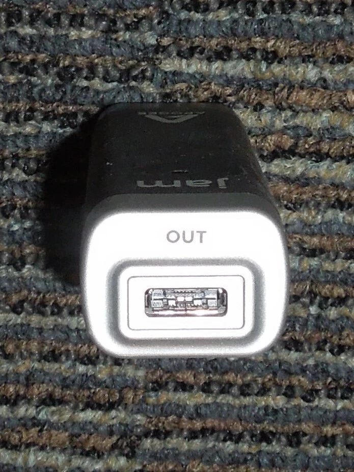 Apogee JAM  USB Electric Guitar Bass Interface  iPad+iPhone w/30 Pin Cable - Image 4 of 4