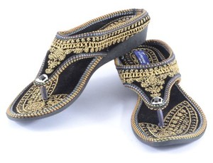 wedding chappals