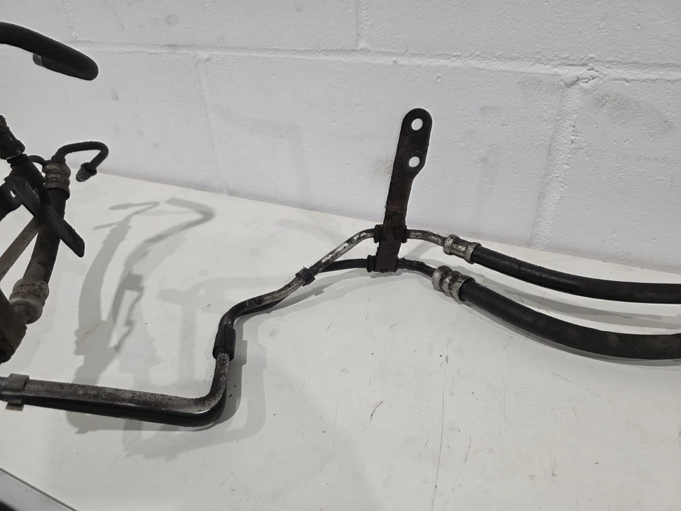 Ford Focus ST 225 MK2 Power Steering Pipes Lines Pair Genuine 05-11 - Image 3 of 4