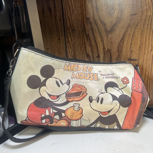 Minnie and Mickey Purse Bag 5" X 8" Disney Global Design Picnic on a Skyscraper - Picture 1 of 3