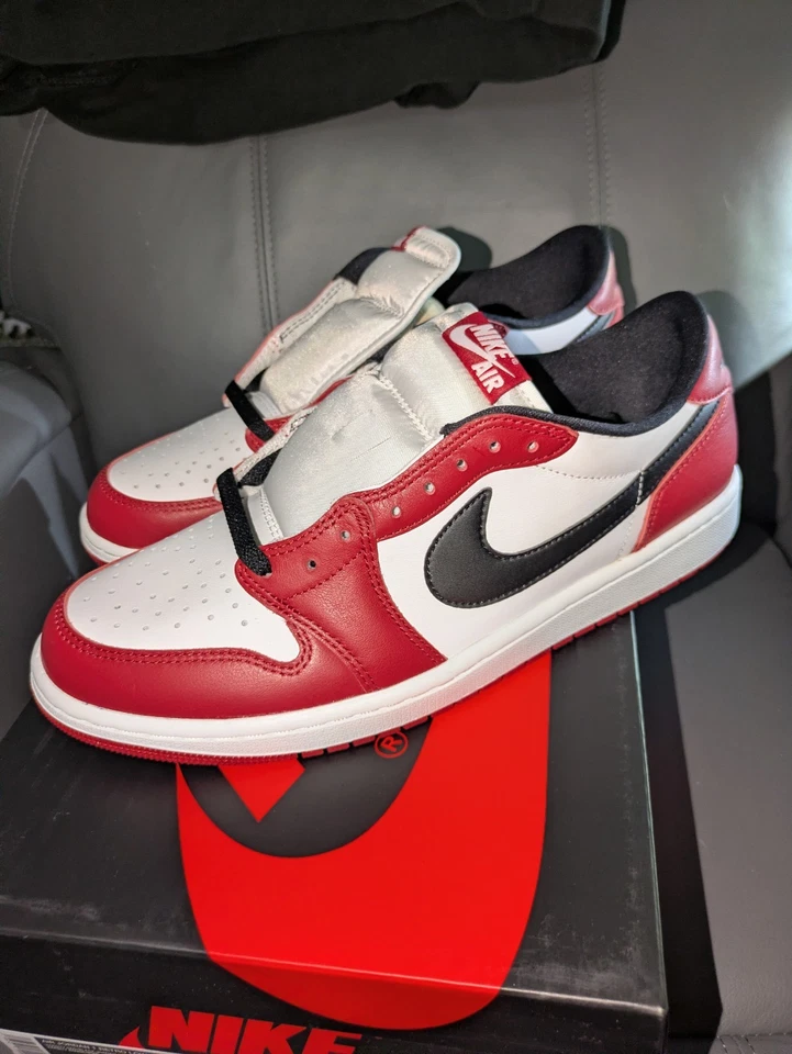 Talla 11 - Air Jordan 1 Retro OG 2025 Low Chicago Nuevo OG ALL Foto 2 de 4