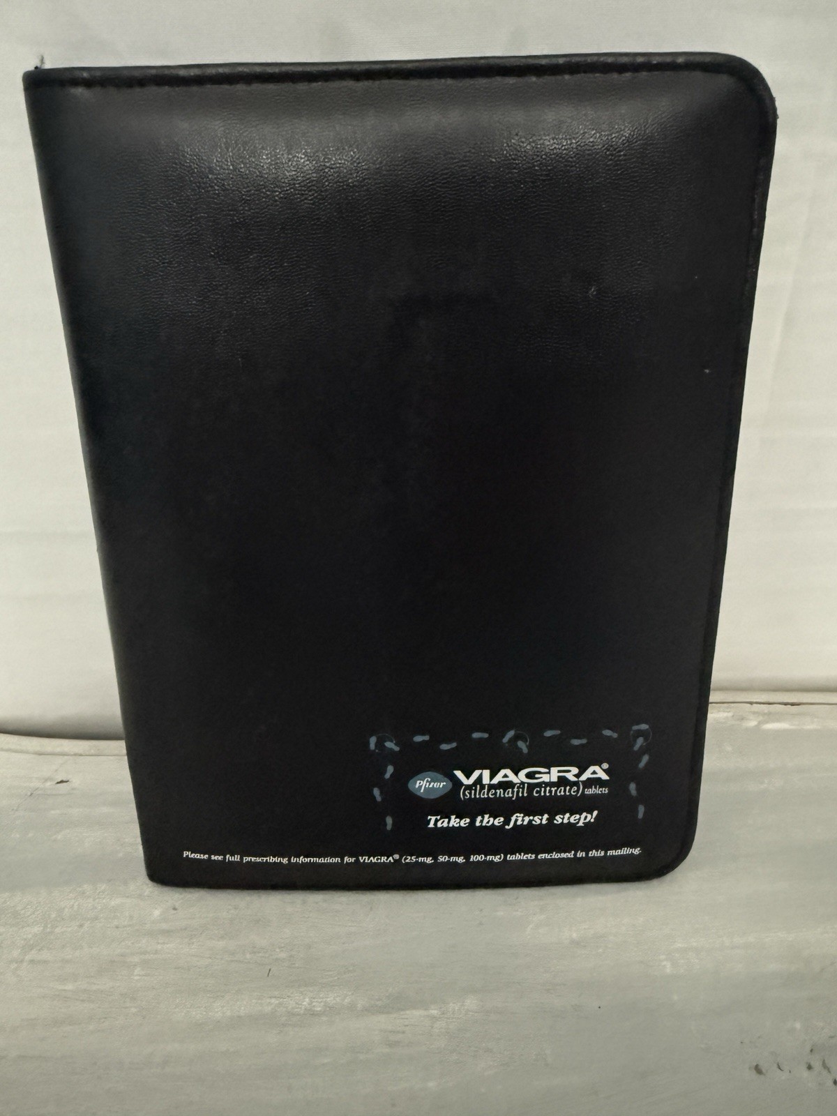 Vintage Viagra Pfizer Small Portfolio Bi-Folder Professional 1998 9"x6"